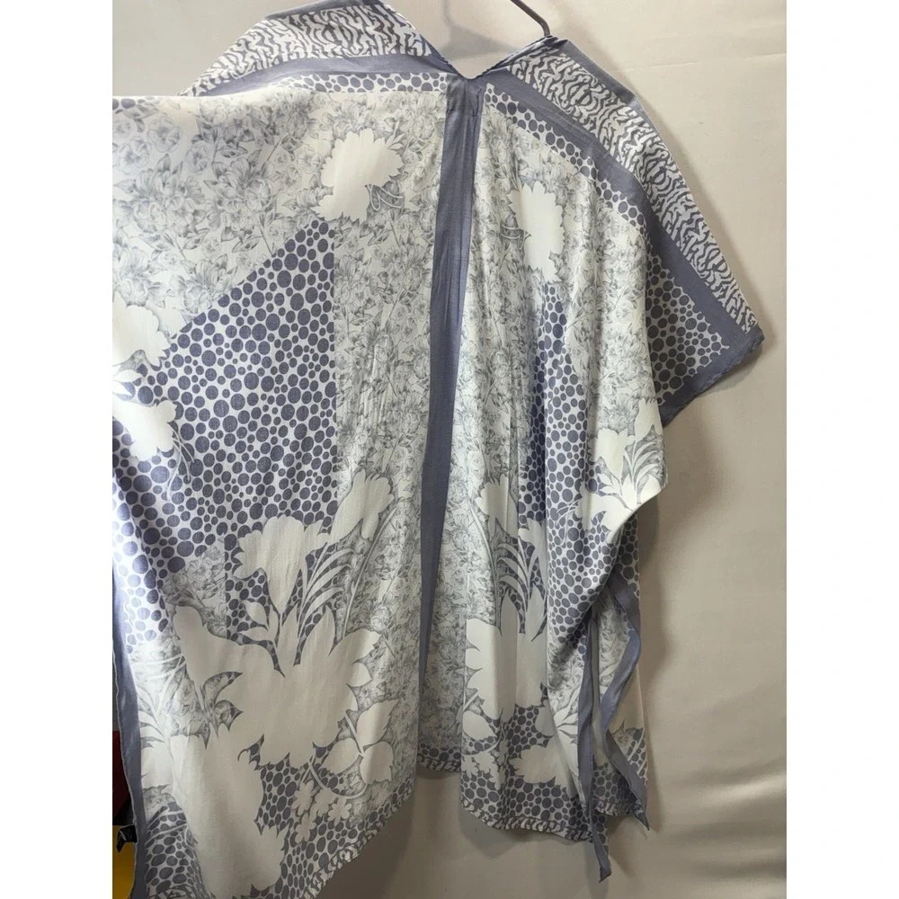 Floral Kimono Cover Up Blue White One Size Lightweight NWT